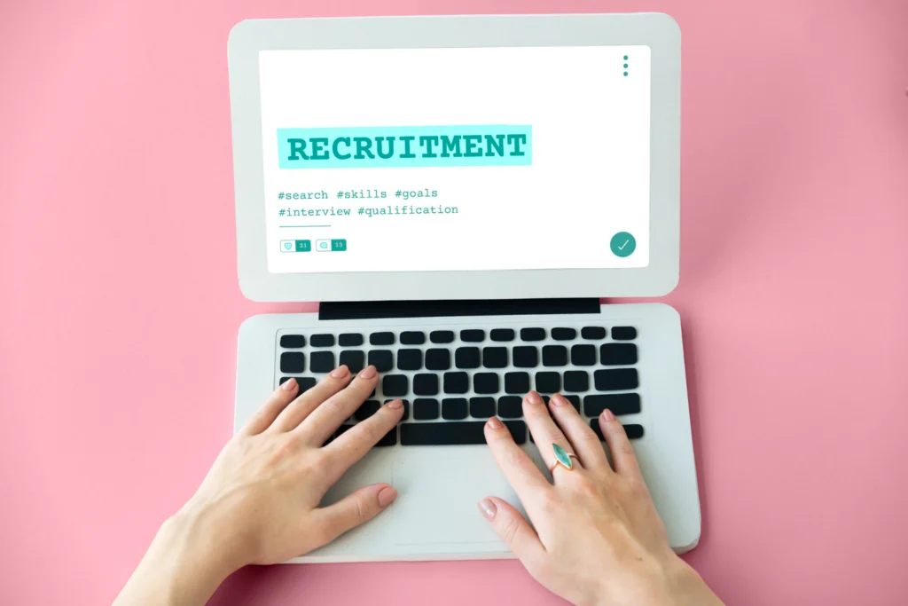 Apa yang Dibutuhkan untuk Melamar Pekerjaan Melalui Email?